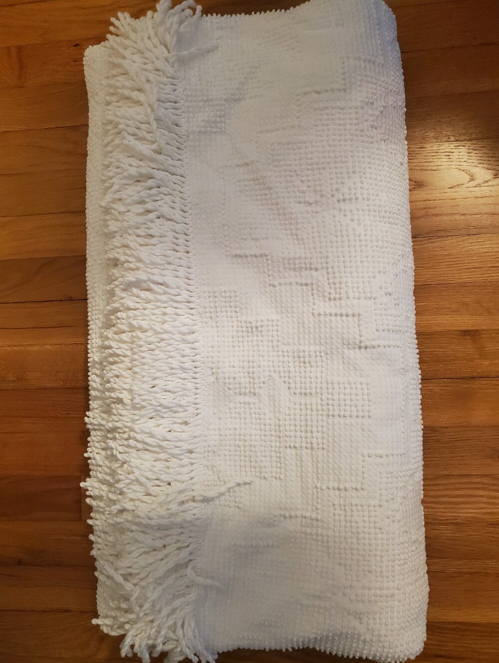 Vintage White King Bedspread With Fringe